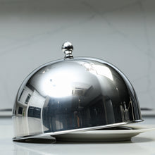Load image into Gallery viewer, Cloche
