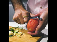 Load and play video in Gallery viewer, Tomato / Kiwi Peeler
